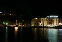 Makarska bei Nacht