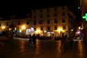 Makarska bei Nacht