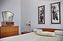 Zimmer 4 - 